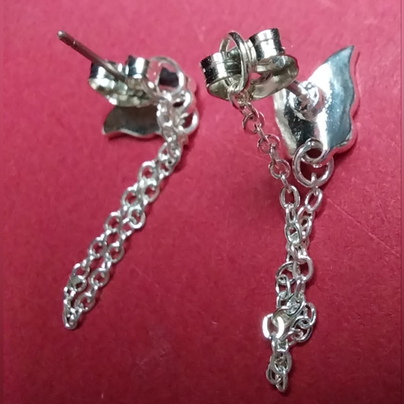 5 pairs of silver tone butterfly pierced earrings - Picture 12 of 14